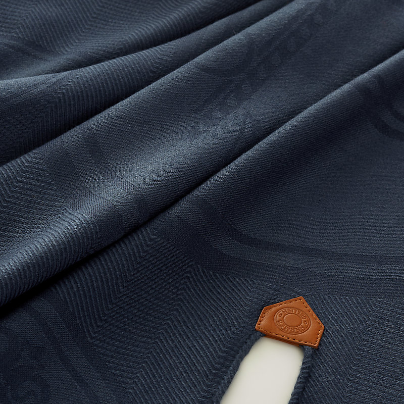 【こなれ感が一際UP】HERMES★Poncho New Libris New Libris poncho | Hermès Belgium
